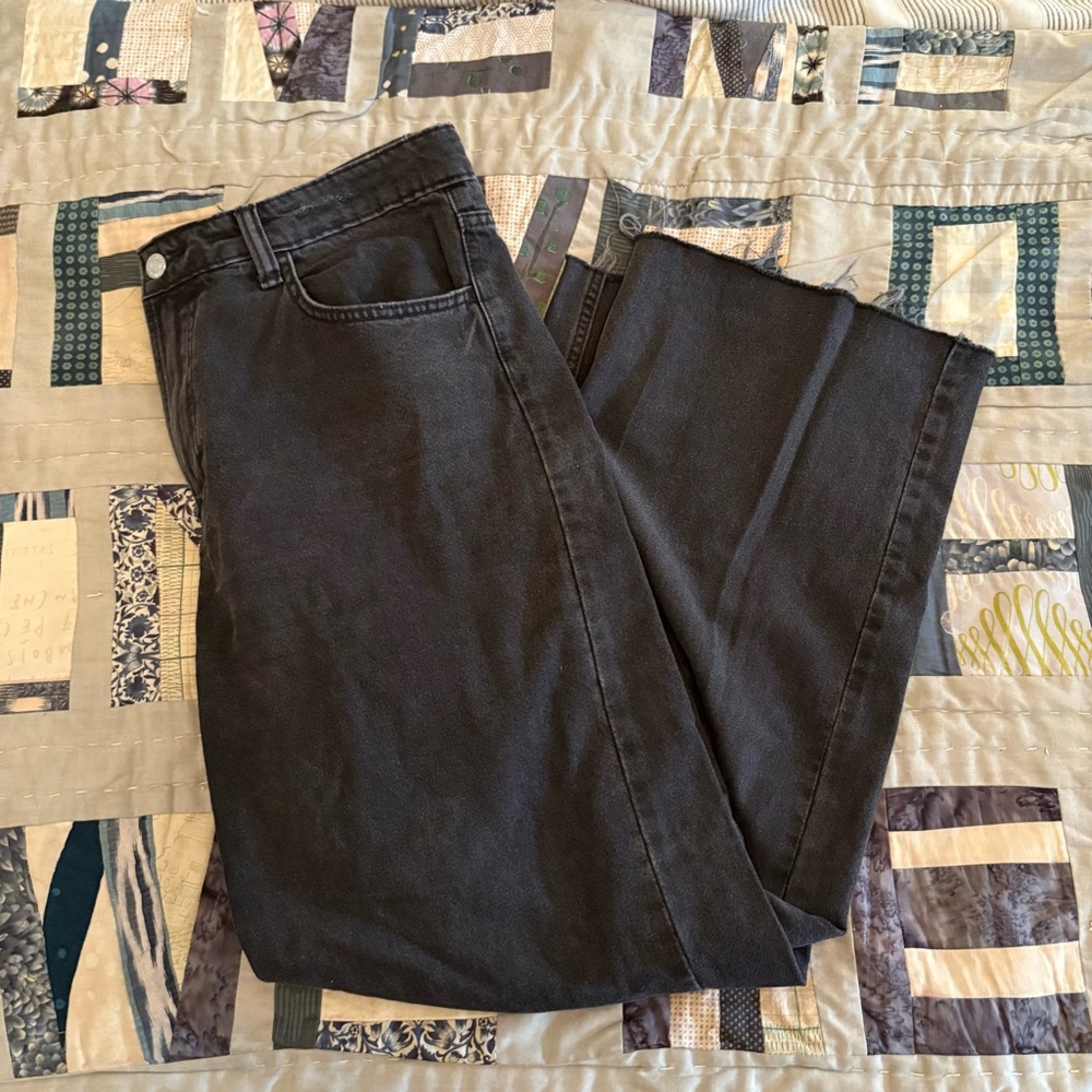 H&M Ultra High Rise Wide Leg Jeans